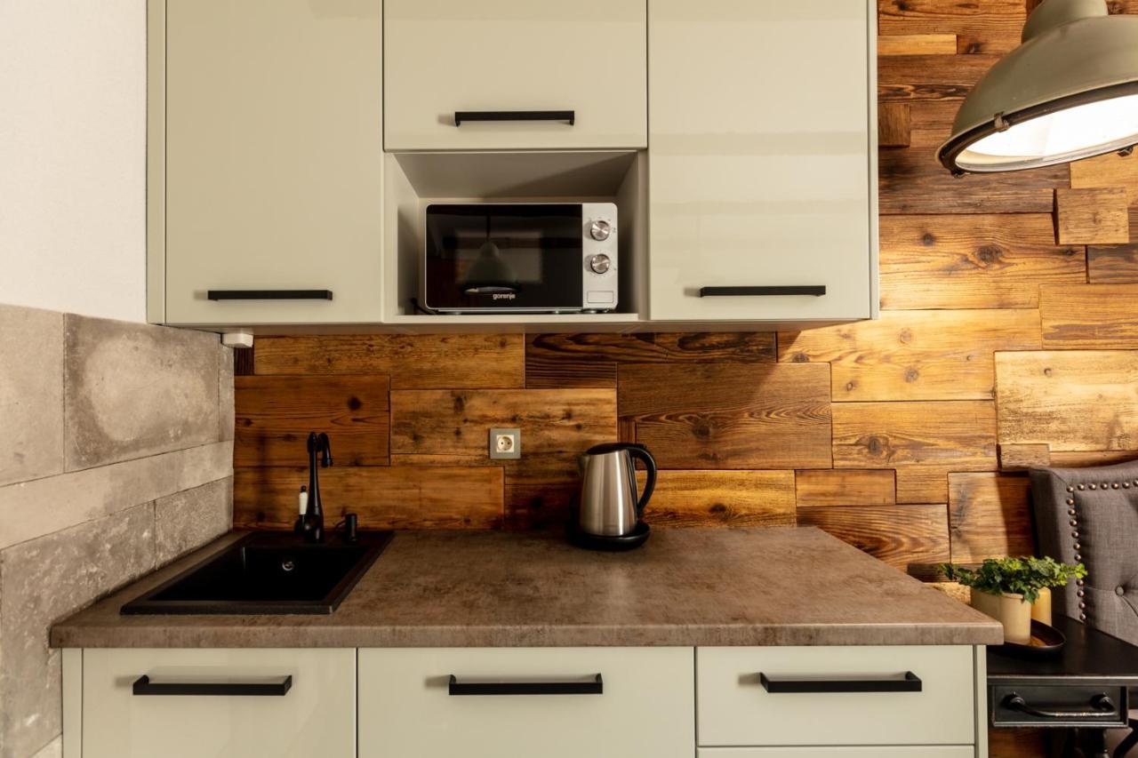 Bab-Lak Apartman Кишварда Екстериор снимка