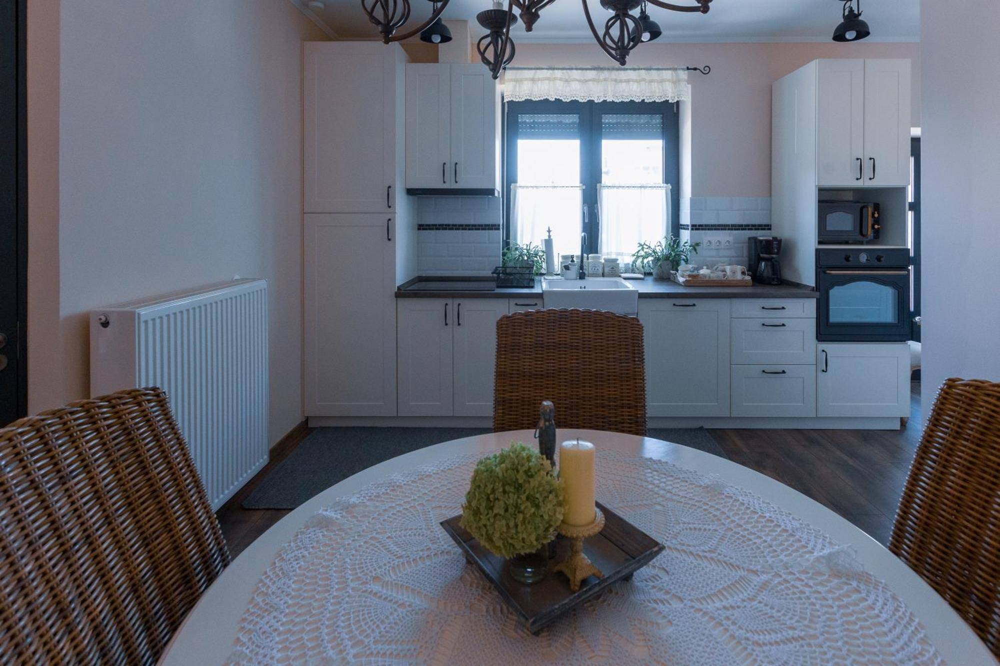 Bab-Lak Apartman Кишварда Екстериор снимка